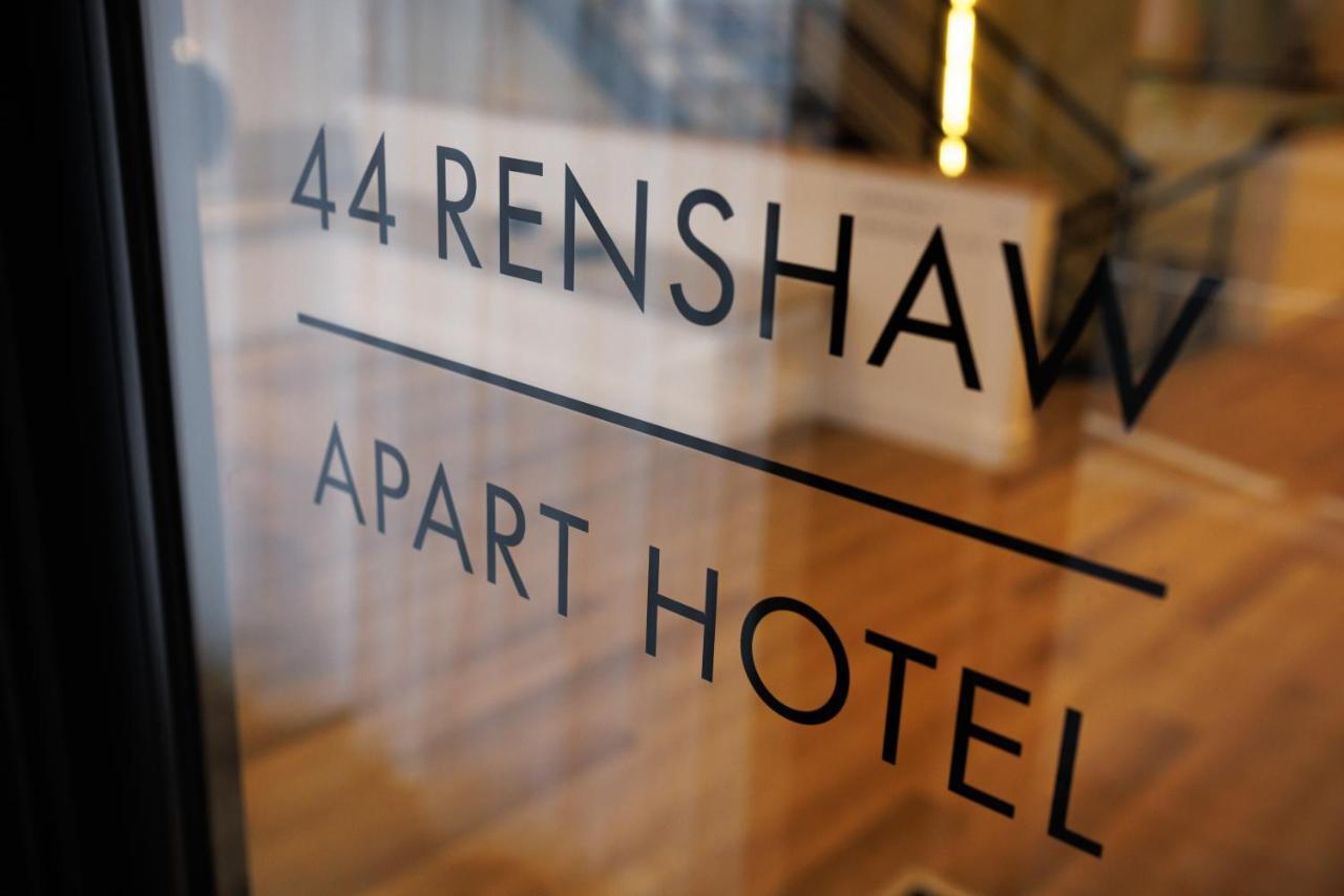 44 Renshaw Apartment *